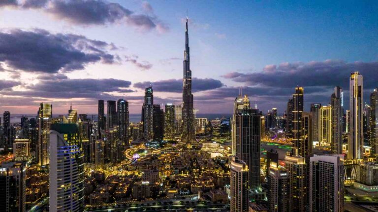 DAR_Pagani_DubaiDT_night