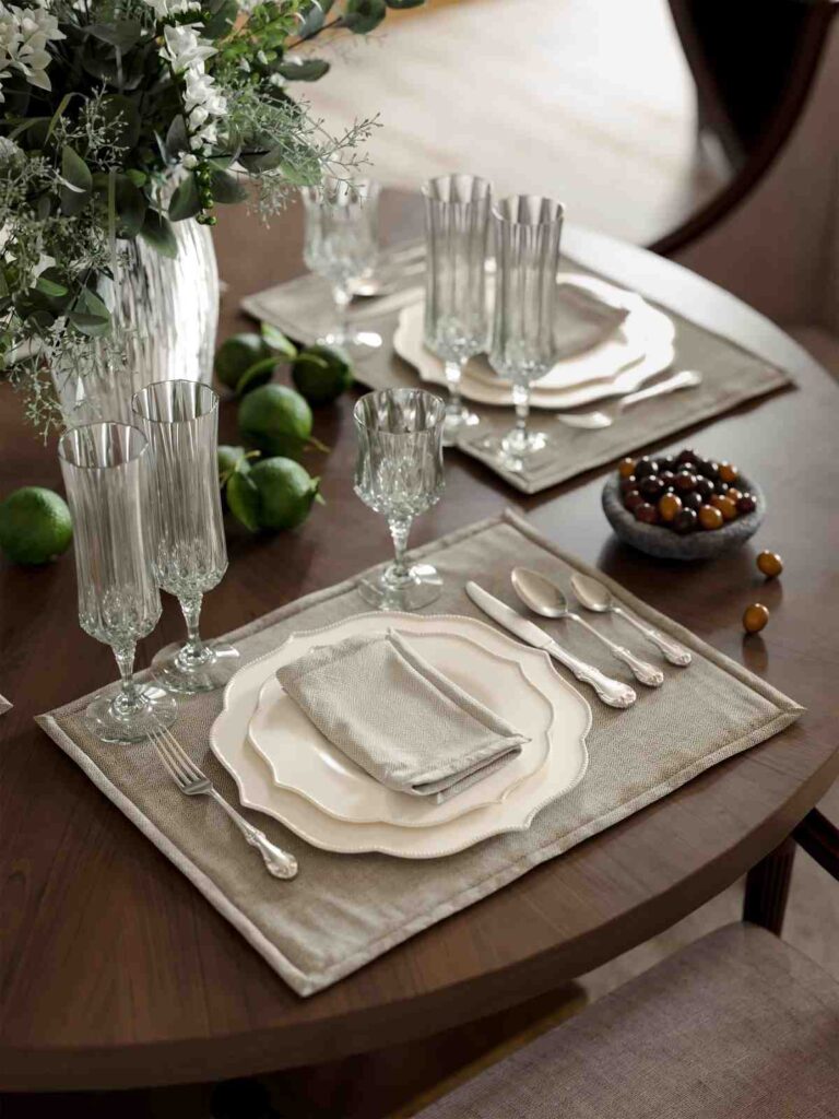 TM_LivingReception_Vignette